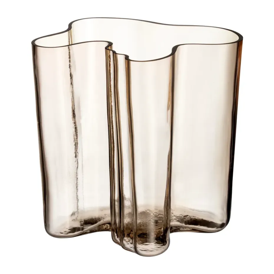 Alvar Aalto vas 200 mm, Linne